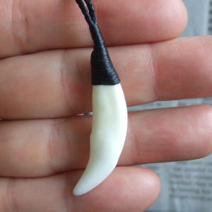 【表示現品】狼牙編み込みネックレス<黒色コード 中サイズ> - 15613zhb 【表示現品】狼牙編み込みネックレス<黒色コード 中サイズ> - 15613zhb