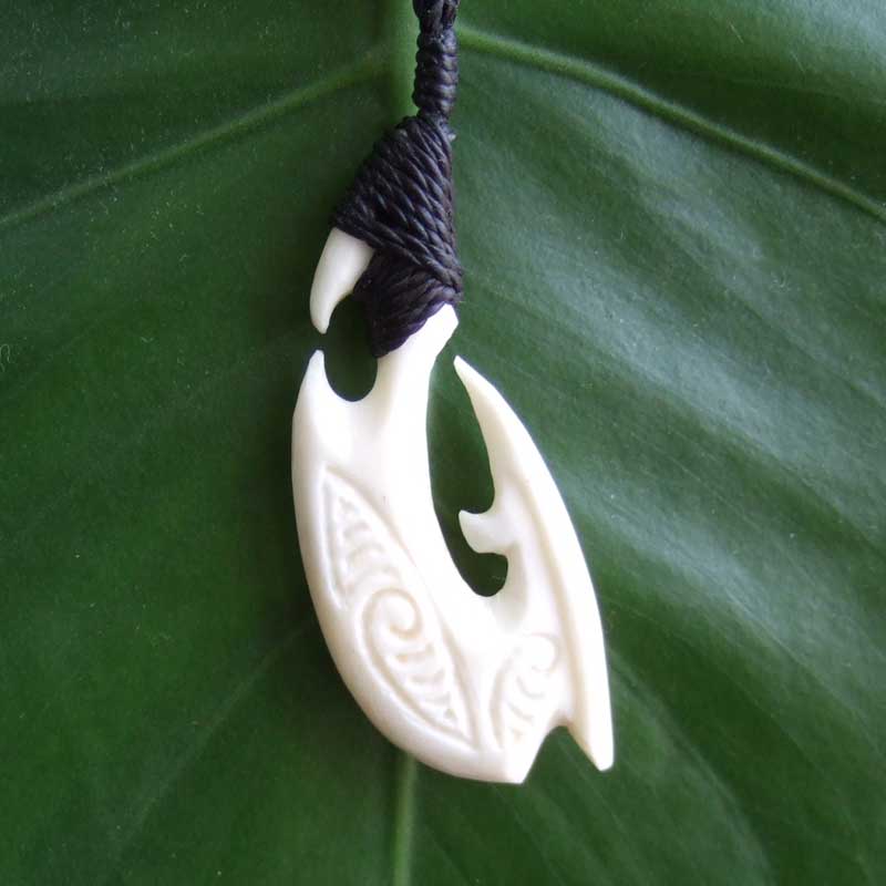 表示現品】ボーンカービングペンダント【フィッシュフック】 - BTC